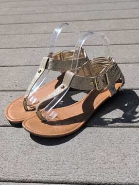 SM New York Tyra T-Strap Sandals | SM New York Strappy Back Gold Sandals